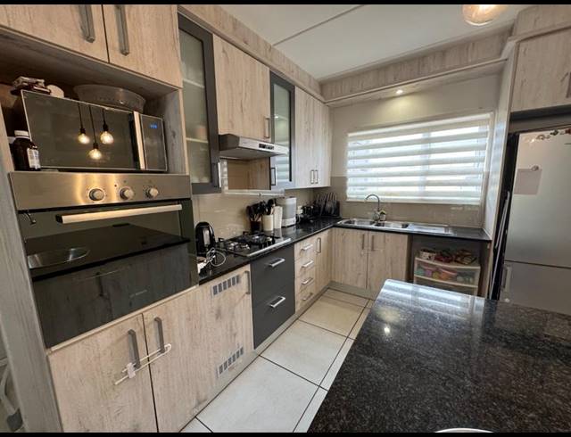 3 BEDROOM PROPERTY TO RENT IN NORTH RIDING